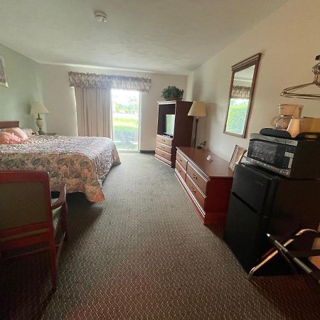 Colonial Brick Inn & Suites Susquehanna Extérieur photo