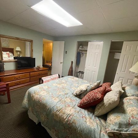 Colonial Brick Inn & Suites Susquehanna Extérieur photo