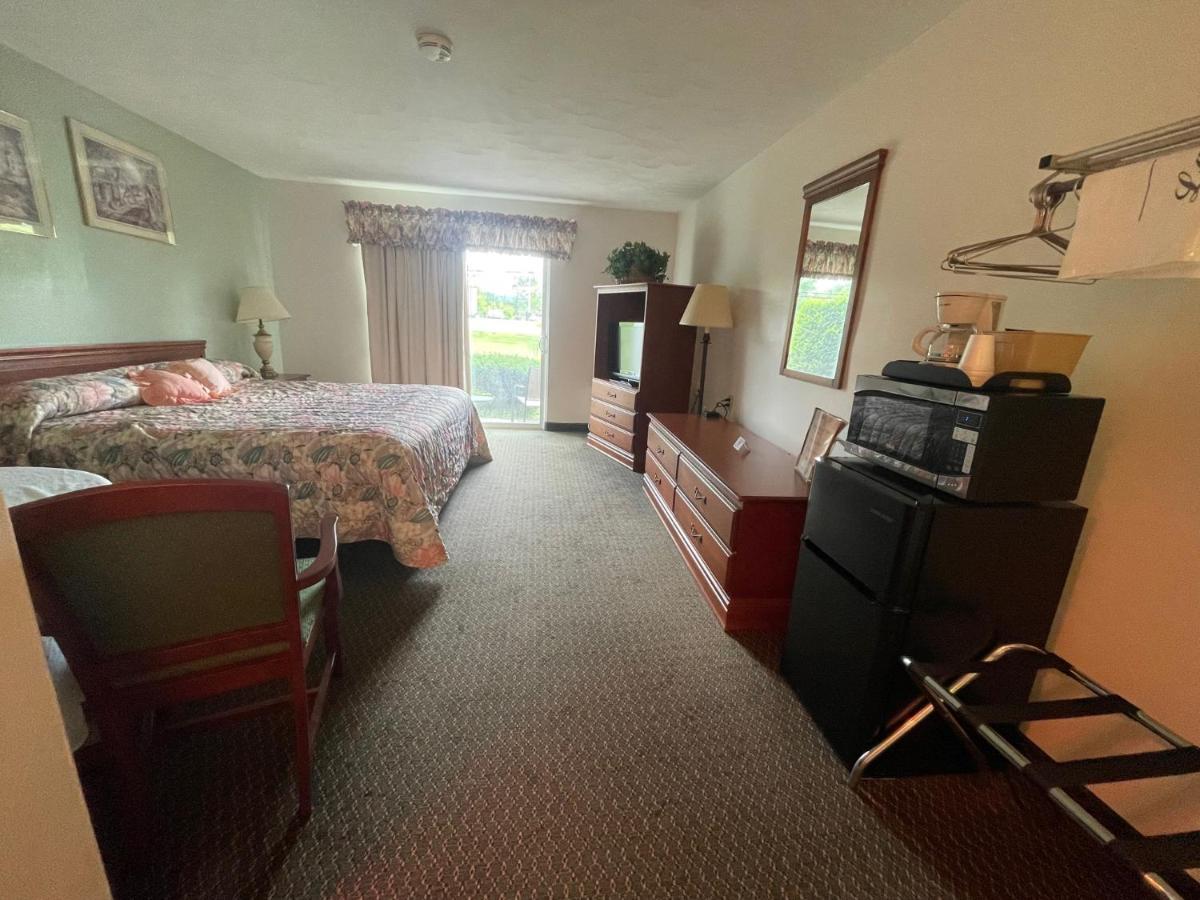 Colonial Brick Inn & Suites Susquehanna Extérieur photo